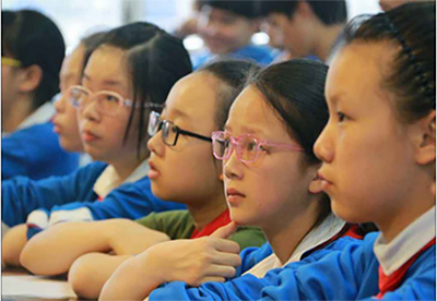 中小學(xué)課桌椅，學(xué)校該如何采購(gòu)？