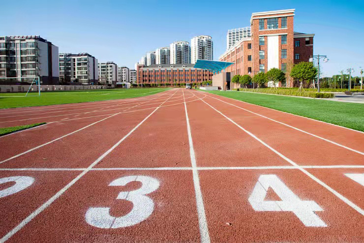 博仕有成課桌椅進(jìn)駐太原萬(wàn)柏林公園路小學(xué)