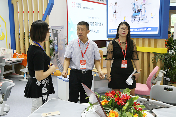 同心筑夢 科教領航｜博仕有成攜三防正姿普及方案亮相2019深圳教育裝備博覽會(圖9)